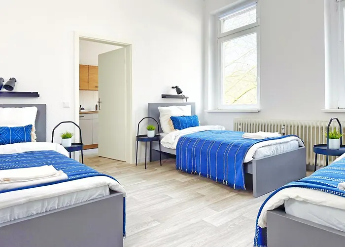 2-z N4 Fuer 5 Pers, 3 Ez Und 1db Lage, Naehe Hbf, Messe Dus Krefeld